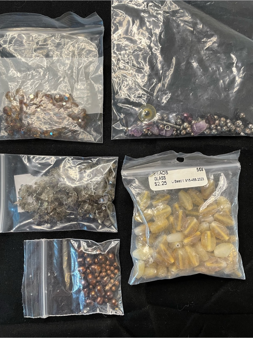 Miscellaneous glass beads.
